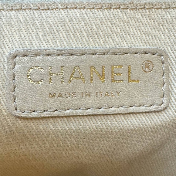 Chanel Red Jumbo CC Tweed Nature Flap Shoulder Bag & Dust bag - Picture 13 of 16